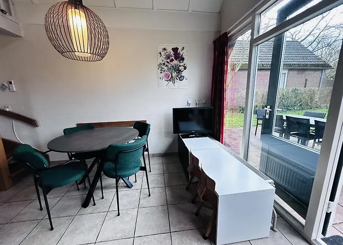 Bungalowpark - Delta 120 *