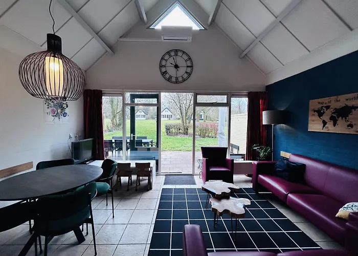 Bungalowpark - Delta 120 Дом отдыха *